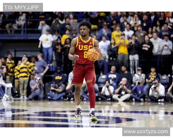 詹姆斯父子同台的时刻即将来临布朗尼正式宣布参加NBA选秀